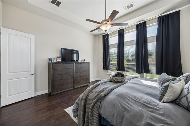 Building Photo - 604 Shoreline Ridge Dr