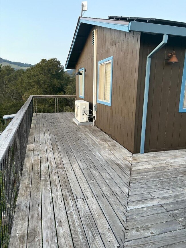 Building Photo - 11100 La Honda Rd