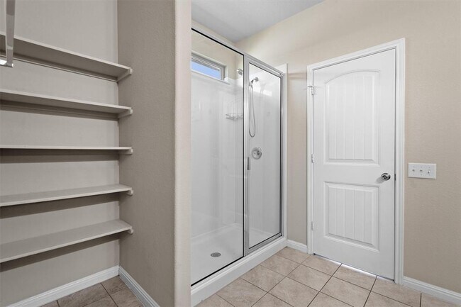 Building Photo - 13809 Harrisglenn Dr