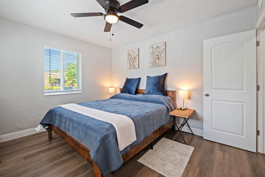 Building Photo - 1244 NW 2nd Ave