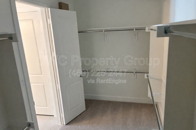 Building Photo - 1517 Kinglet Pl