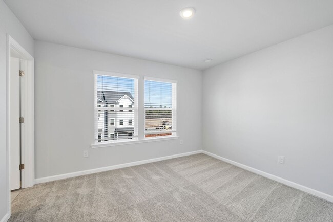 Building Photo - Convenient New Construction Townhome in Durham - Easy commute to RTP, Brier Creek, Airport