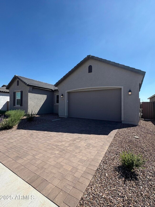 Building Photo - 23139 E Lords Wy