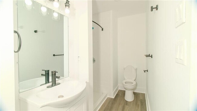 Building Photo - 4589 Orchid Dr