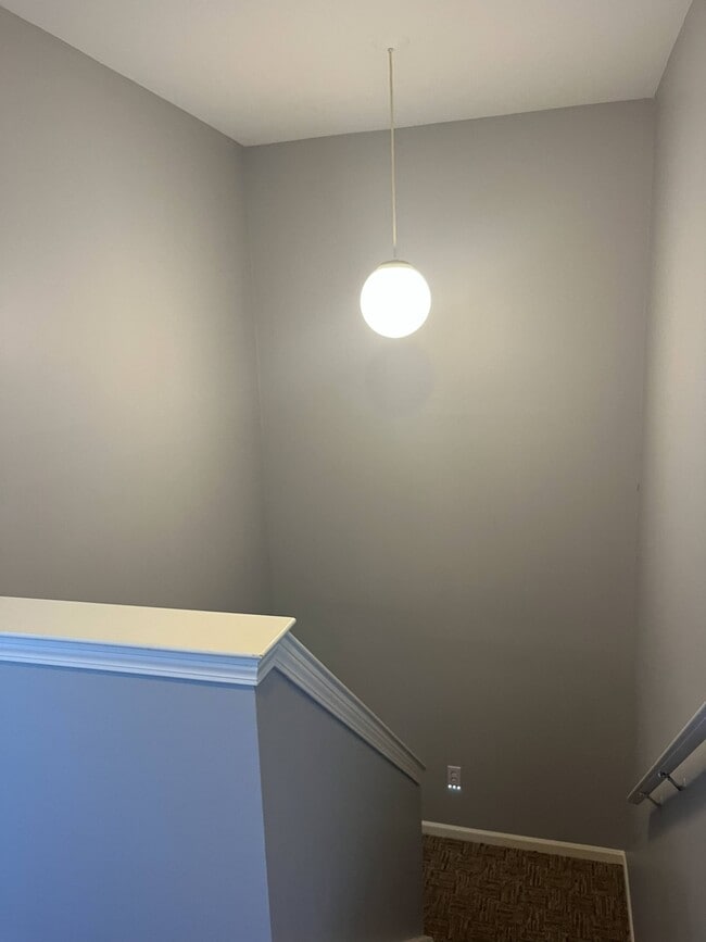 Building Photo - 2941 Beland Ave