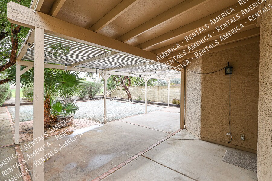 Building Photo - 19917 N 77th Ave