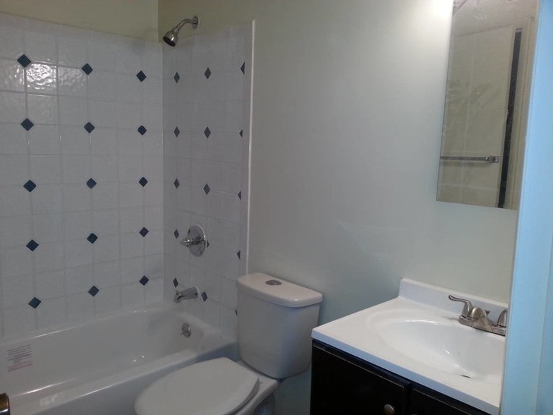 Building Photo - 11222 Snowflake Ct