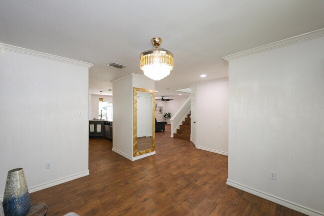 Building Photo - 12102 Ent Loop