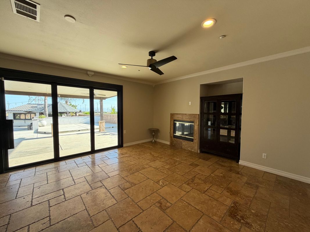 Building Photo - 14933 Genoa Dr