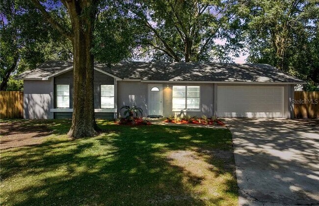 Building Photo - 5669 Moat Ct