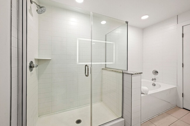 Building Photo - 230 Bill Kennedy Wy SE