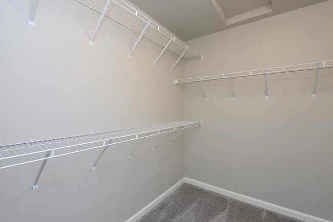 Building Photo - 2383 Eagle Vly Dr S