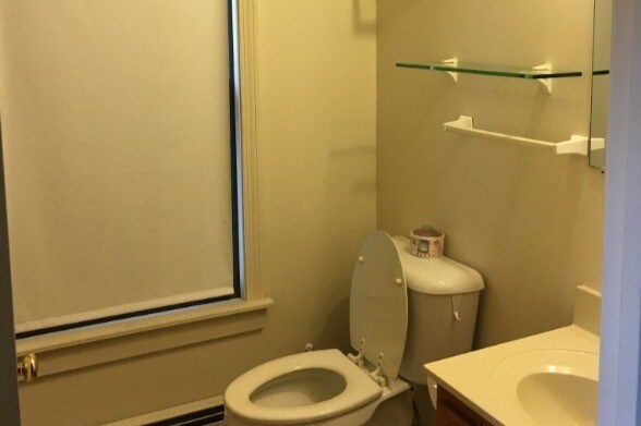 Building Photo - 31 N Willard St