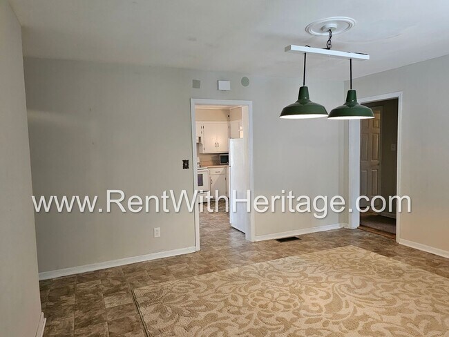 Building Photo - WOW!!!..GRANPA'S BUNGALOW /AWESOME RANCH HOME/ NATURE LOVER'S DREAM / GREAT LOCATION