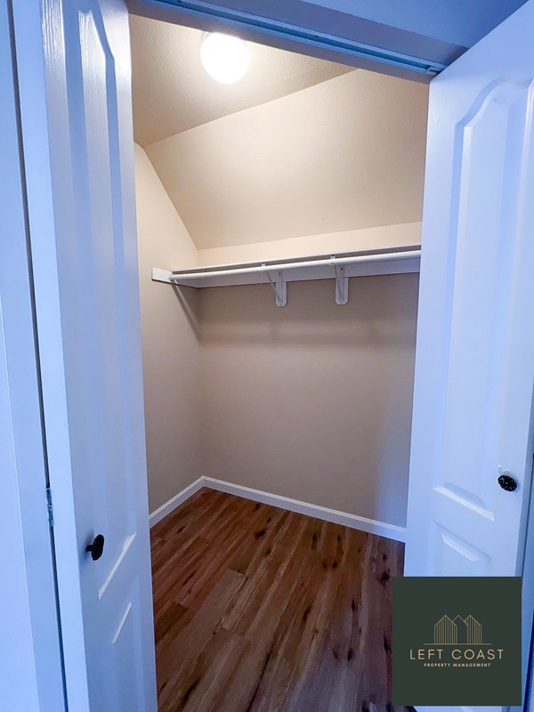 Building Photo - 6314 SW Harbor Ave