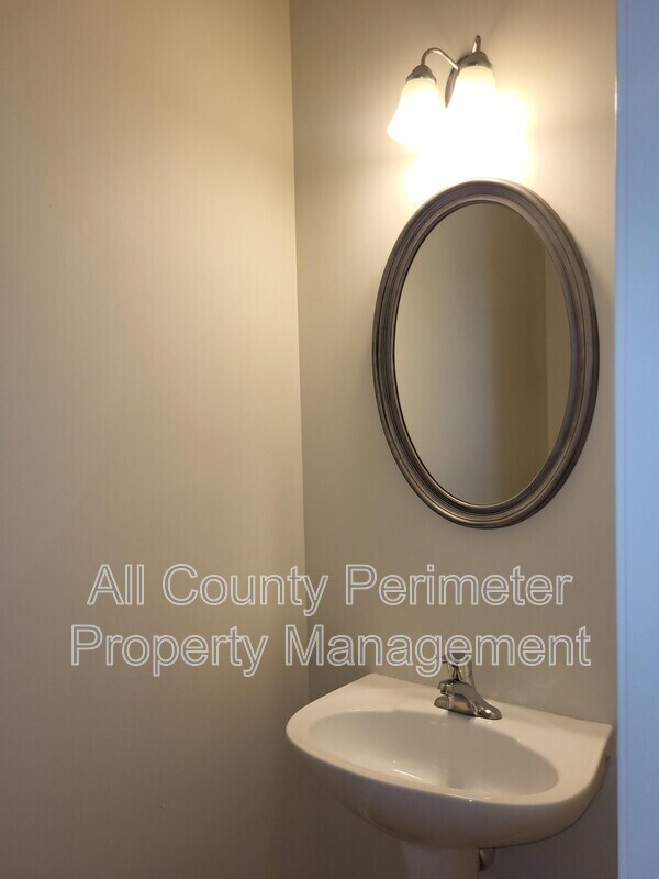 Building Photo - 52 Burns View Ct