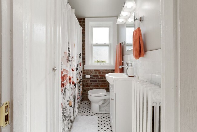 Building Photo - West Park