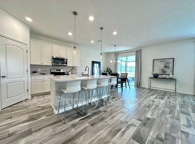 Building Photo - 17691 Passionflower Cir