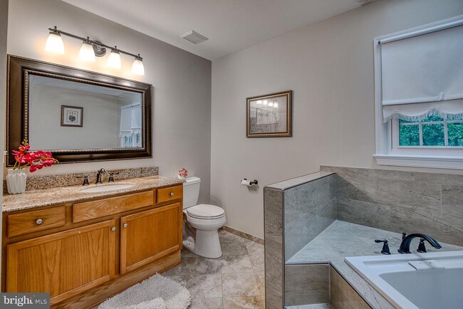 Building Photo - 3180 Rivanna Ct