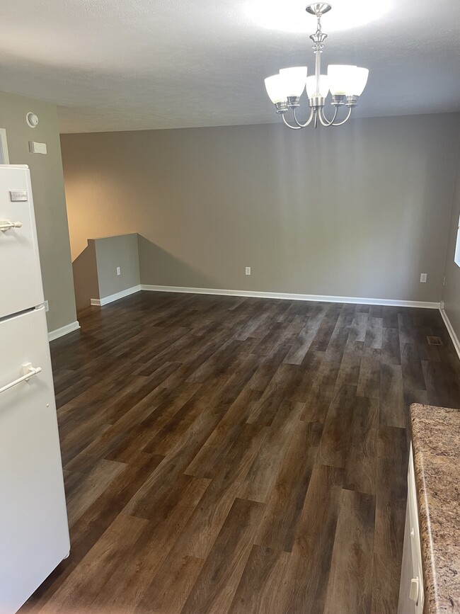 Building Photo - 1952 Ball Ave NE