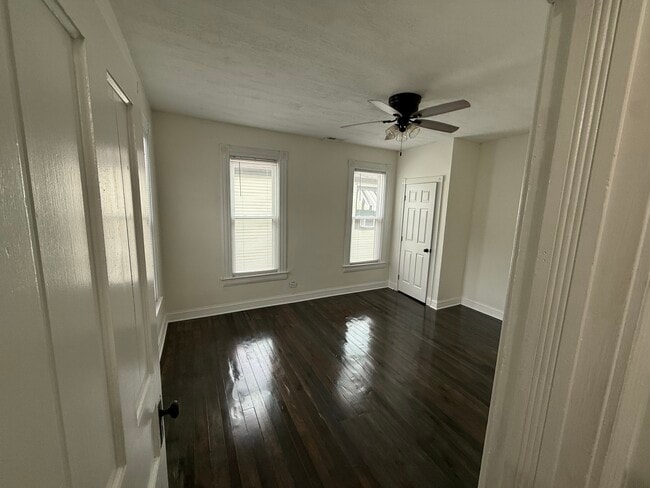 Building Photo - 1118 Kinneys Ln