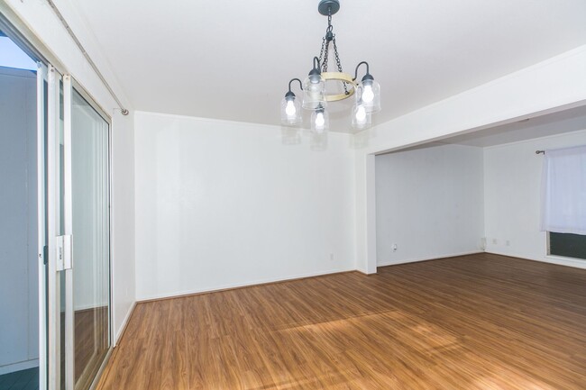 Building Photo - 98-858 Iho Place Unit #B