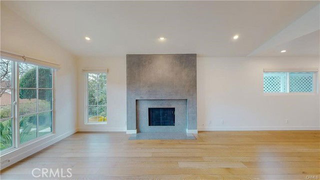 Building Photo - 3119 Mesa Verde Dr