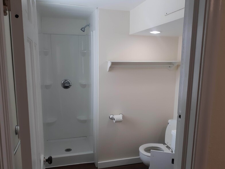 Building Photo - 1014 Marston Ave