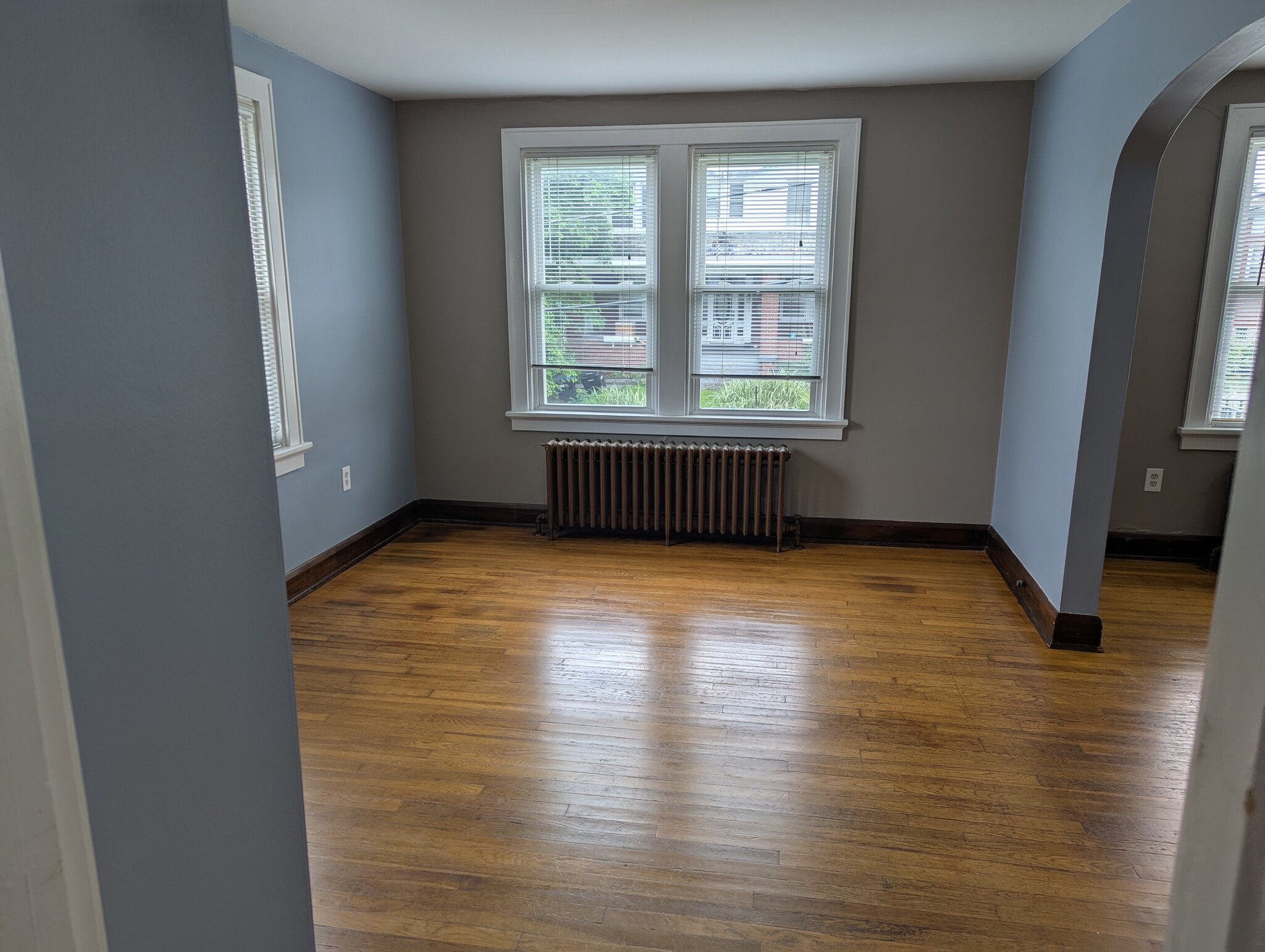 Dining Room - 401 Cornell Ave