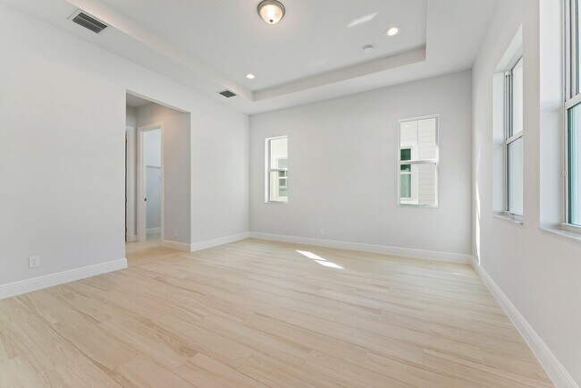 Building Photo - 12680 Nautilus Cir