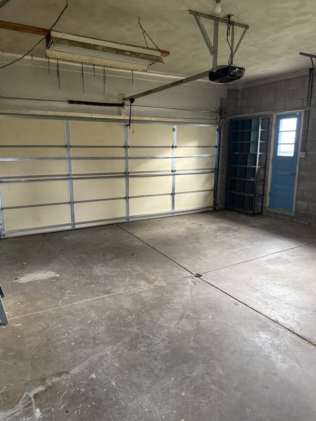 Building Photo - 8052 Sigle Ln