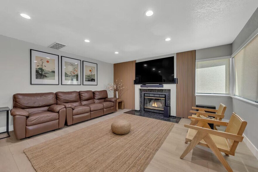 Building Photo - 8004 Caymus Dr