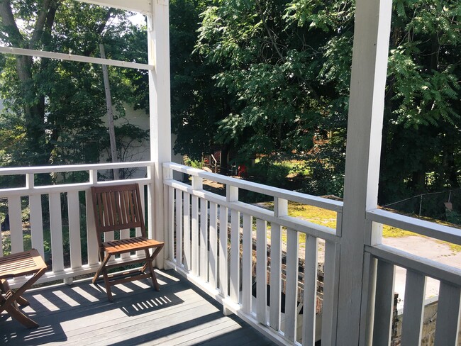 Building Photo - 52 Dimick St