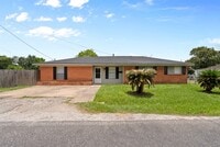 Building Photo - 815 Rugeley St