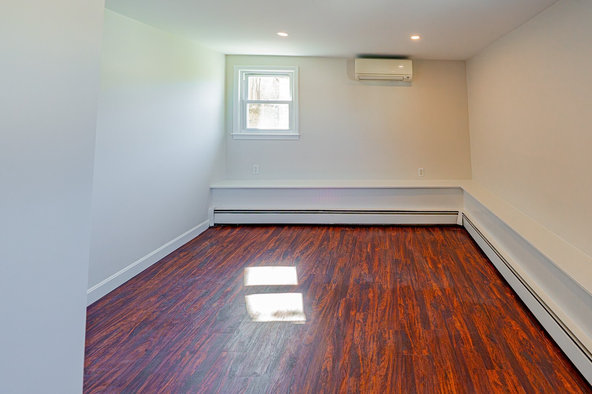 Building Photo - 13 Buena Vista St