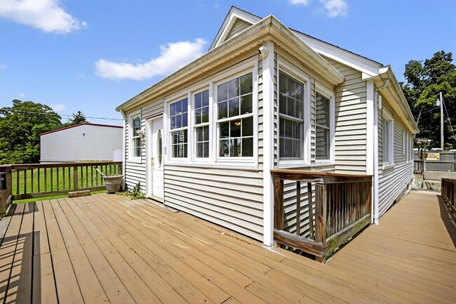Building Photo - 21 Herring Dr