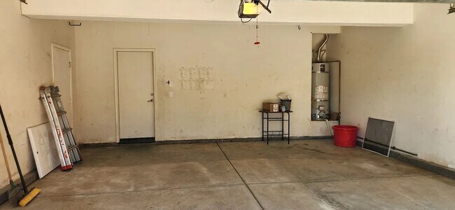 Building Photo - 1626 Sorrel Ln