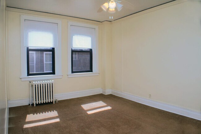 Building Photo - Phillips Ave Apartments