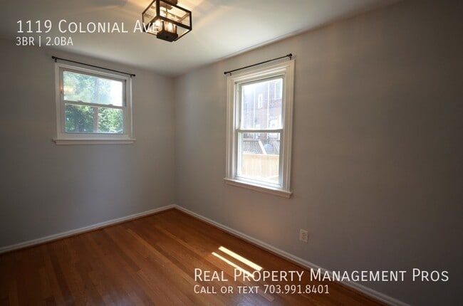 Building Photo - 1119 Colonial Ave