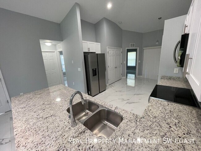 Building Photo - 5349 29th St SW