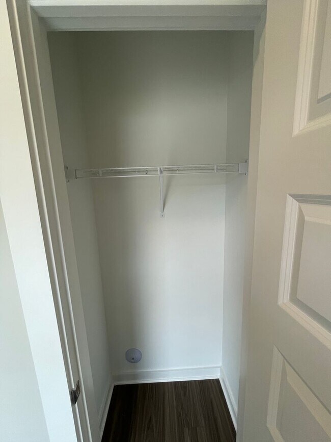 Building Photo - Home for Rent in Calera, AL!!! Available to View Now!!!