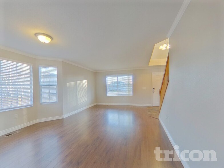 Building Photo - 6475 Old Divide Trail