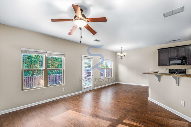 Building Photo - 317 Clover Brook Dr