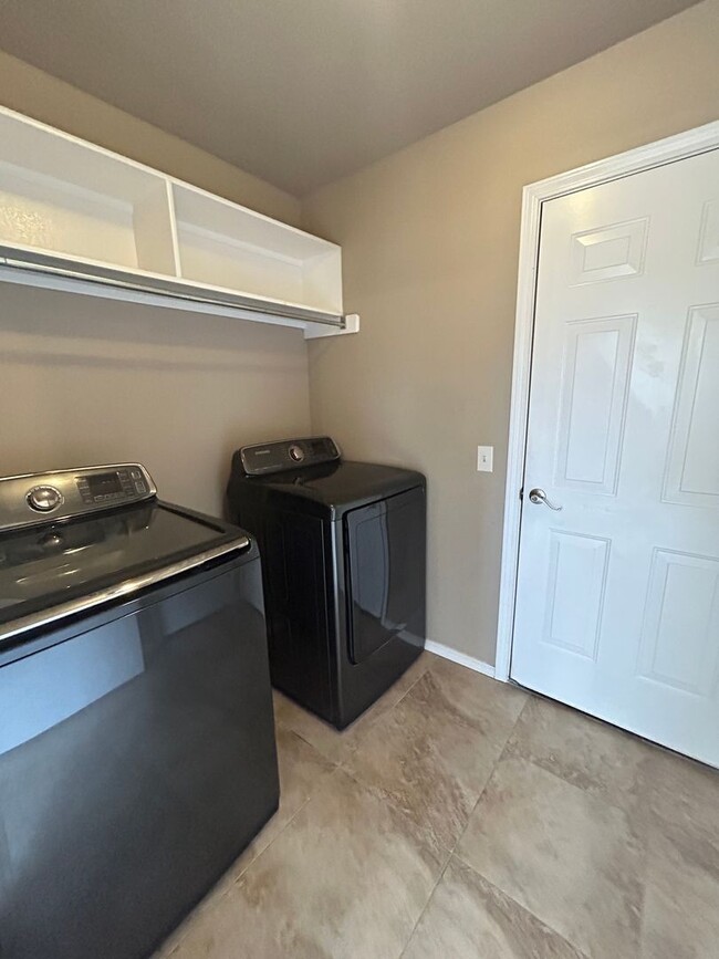 Building Photo - Cute home in Owasso Schools