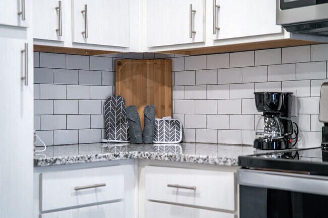 Building Photo - 14533 Star Water Rd