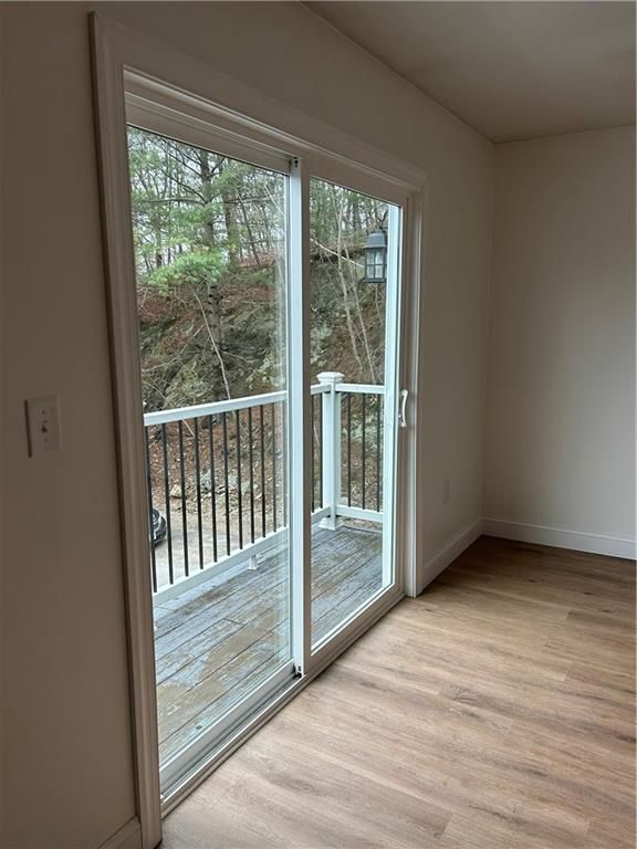 Building Photo - 304 Front St