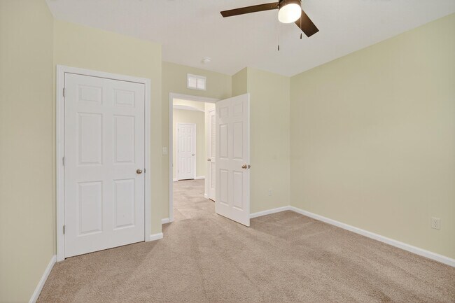 Building Photo - 6580 Canterbridge Dr