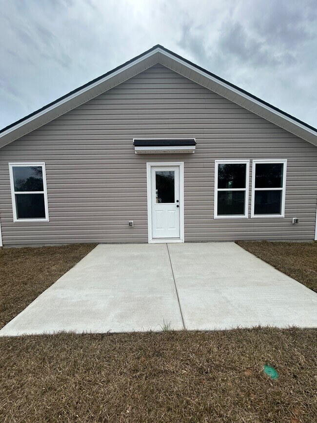 Building Photo - 321 Sweet Vernal St