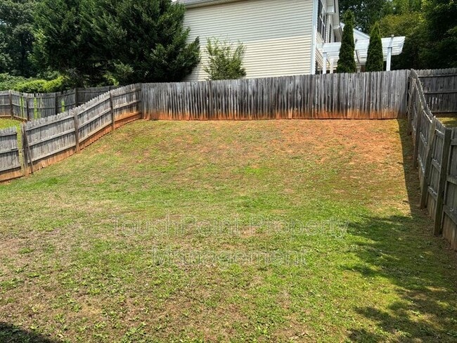 Building Photo - 3833 Fircrest Dr