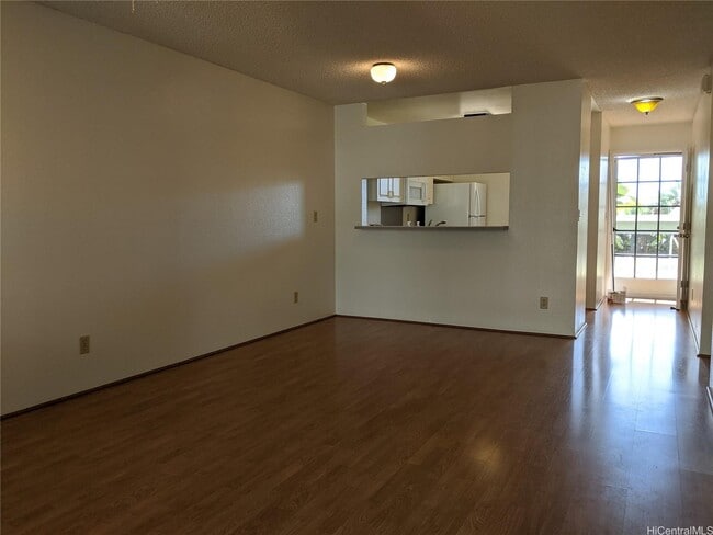 Building Photo - 94-828-828 Lumiauau St